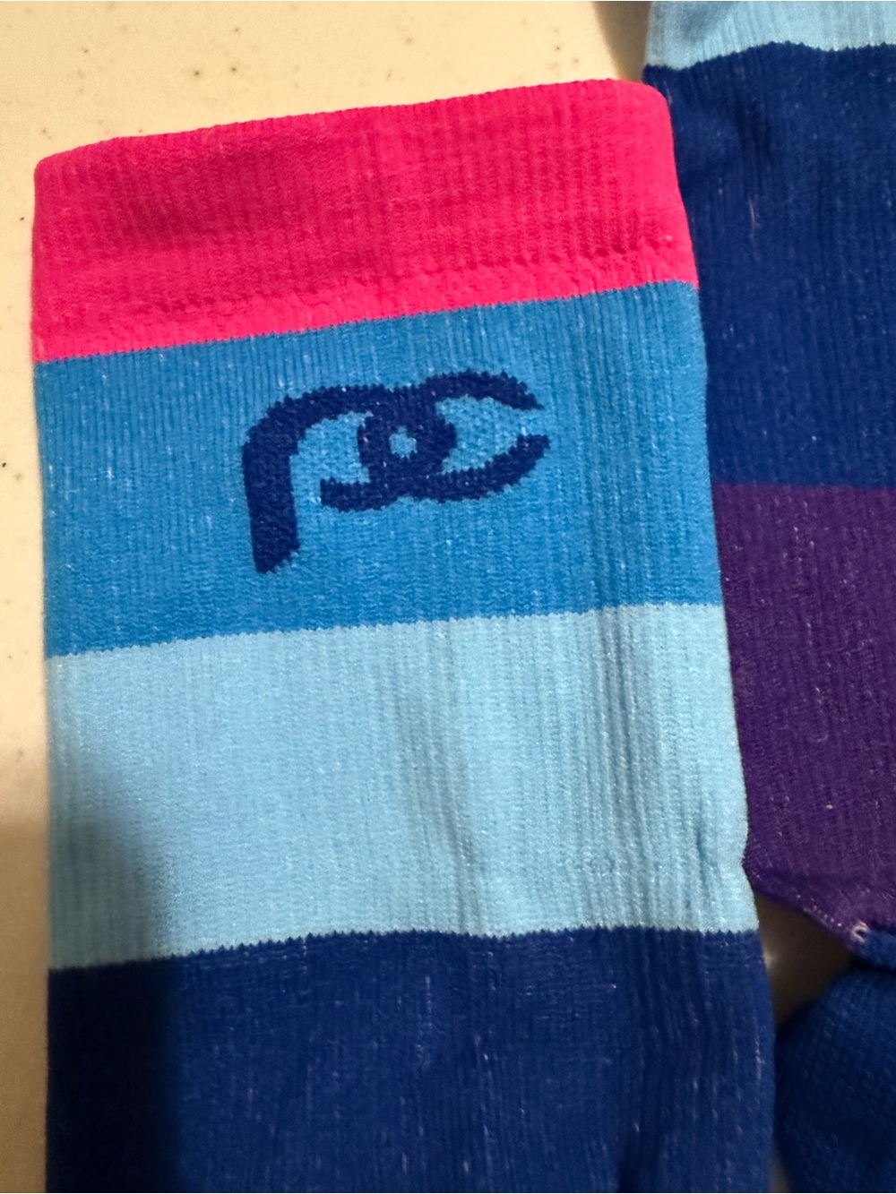 Women’s Pro Compression  Colorblocked Striped Crew Socks - Pink & Blue